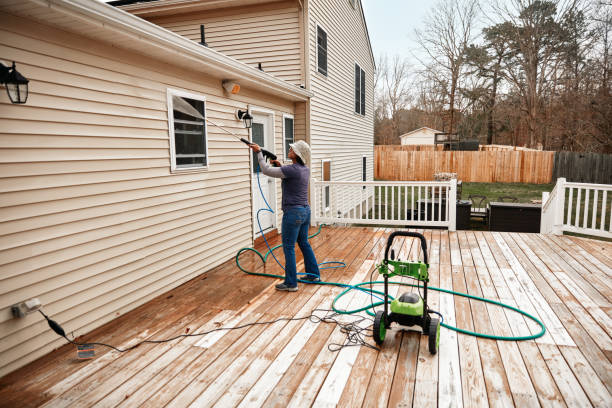 Why Choose Our Certified Pressure Washing Experts for Your Project Needs in Forest Heights, TX?